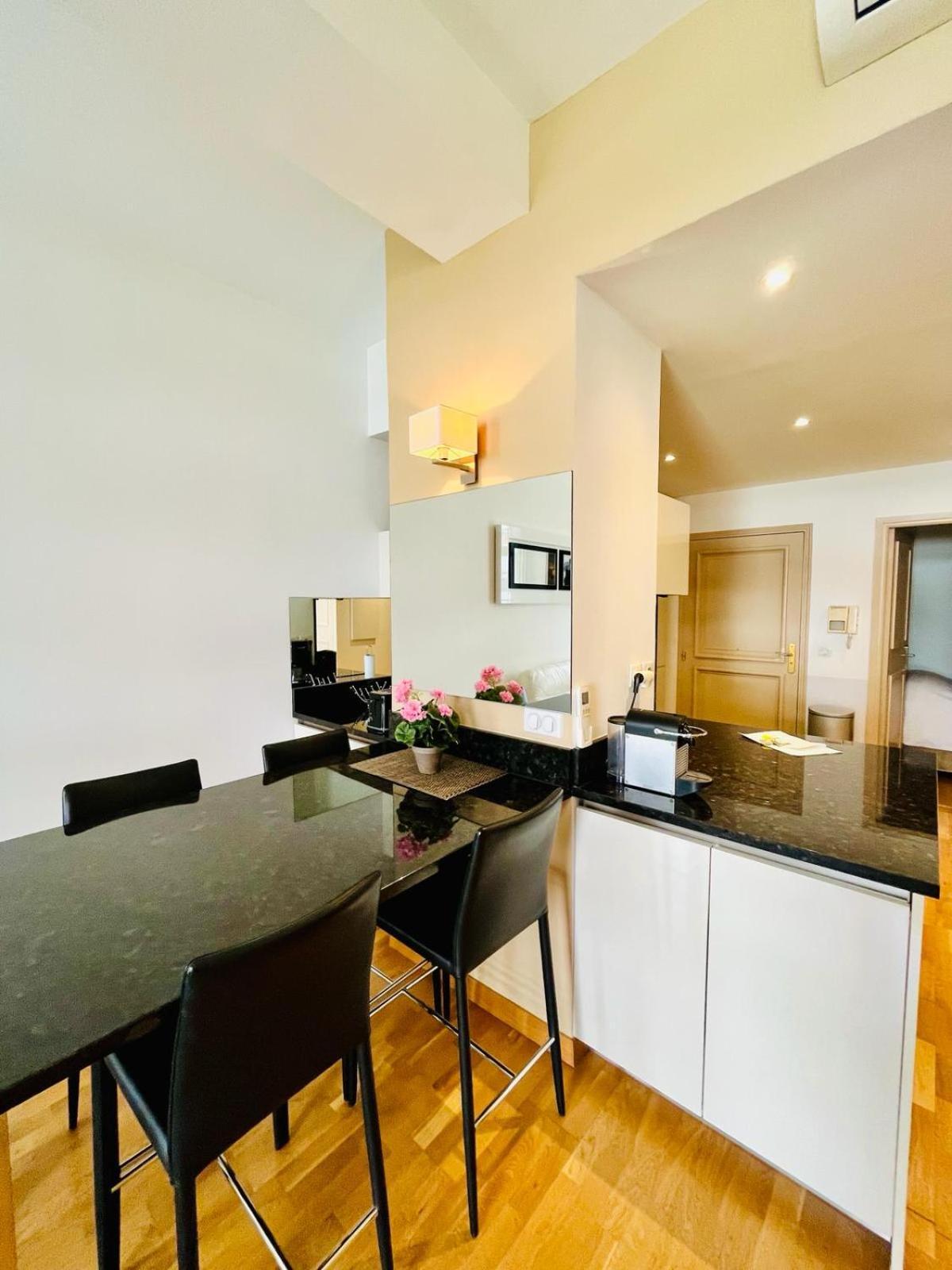 Golden Triangle 2Br/2Ba Apartamento Cannes Exterior foto